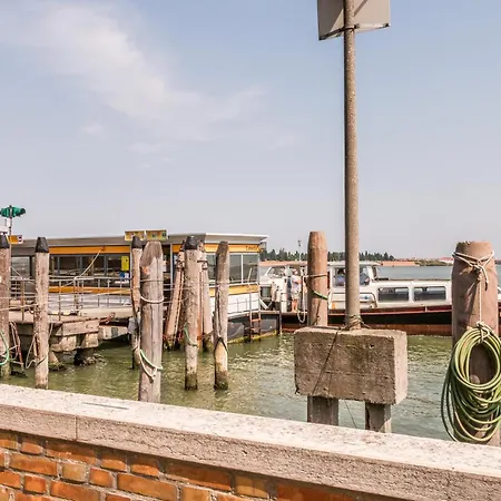 Celestia Castello By Waterbus Apartment *
