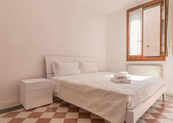 Celestia Castello By Waterbus *