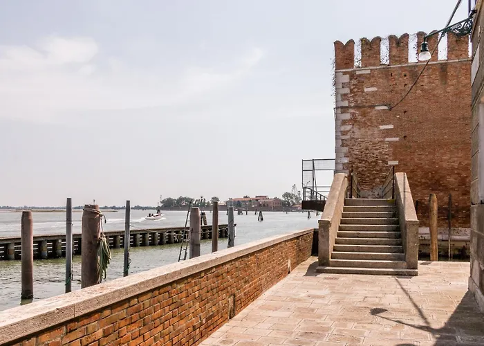 Celestia Castello By Waterbus * Veneza