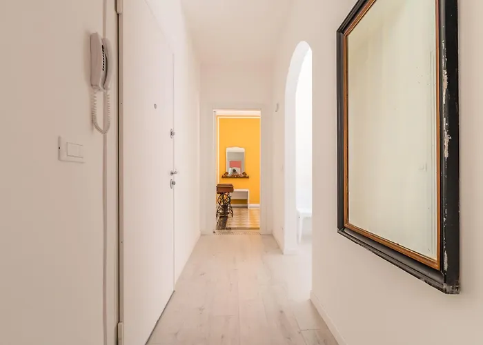 Celestia Castello By Waterbus